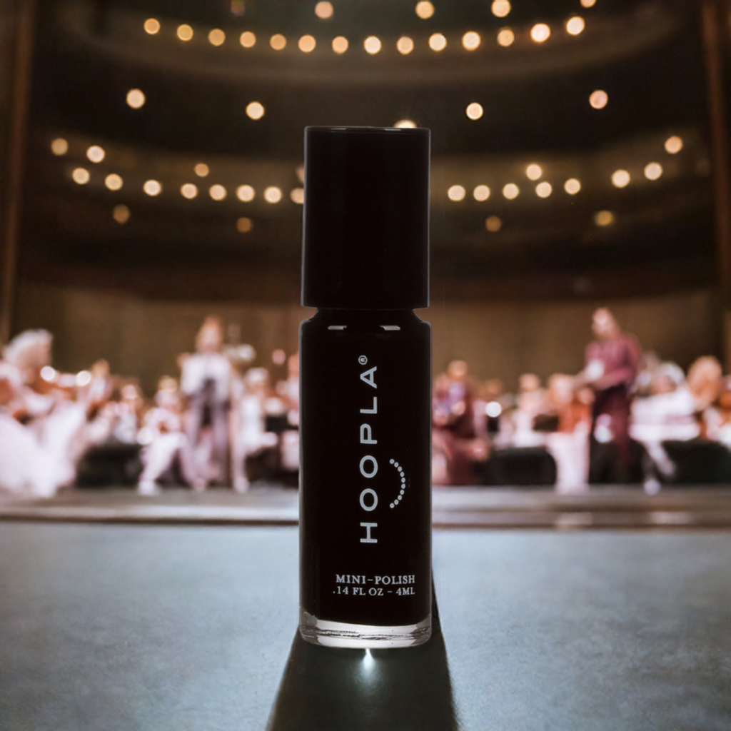 Backstage Kiss - Clean Nail Polish