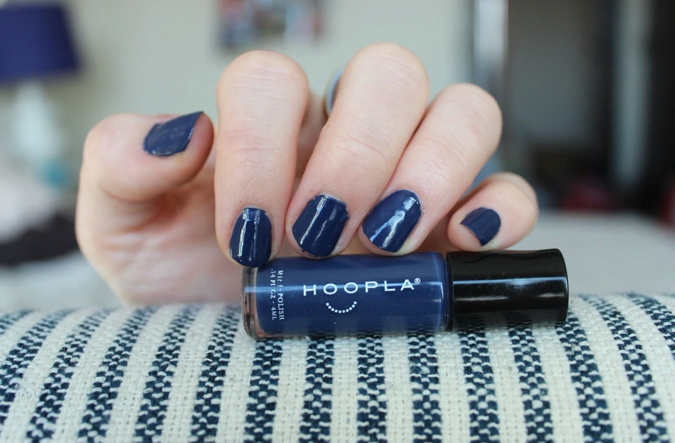 Royalty - Clean Nail Polish